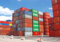 6 Factors To Consider When Choosing a Shipping Container