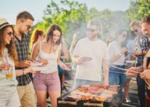 How to Host Backyard Barbecue Party