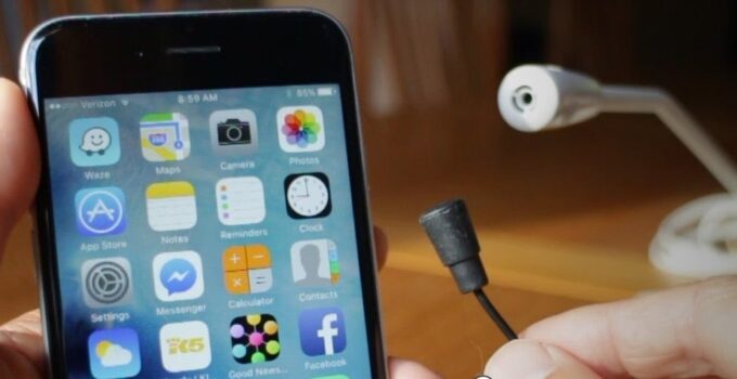 How to Connect a Mini Microphone to your iPhone