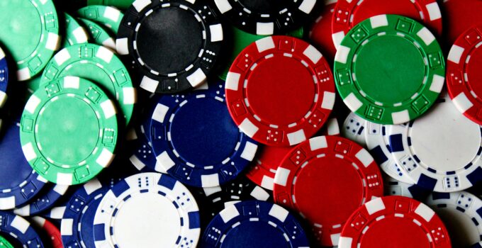 5 Poker Chips and Game Sets 2024-Buying Guide