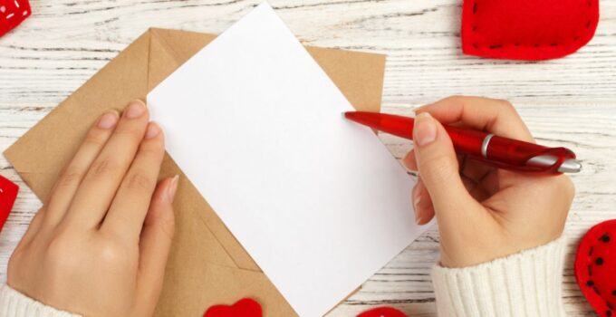 How to Make Your Valentines Card Message Special