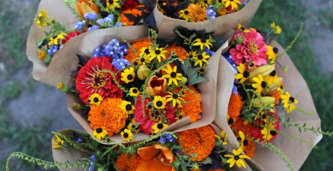 Making a Flower Bouquet: 10 Flower Arrangement Mistakes to Avoid