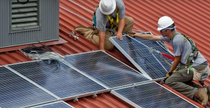 5 Reasons to Install Solar Panels in Your Home