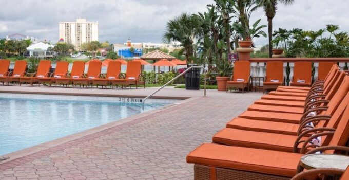 The 4 Most Amazing Orlando Resorts with Stunning Pools