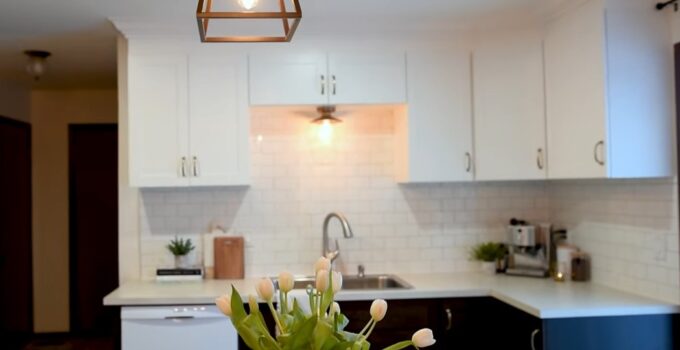 Kitchen Remodeling Made Easy: Essential Tips for Working with a Contractor