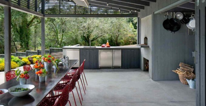 Will Investing in an Outdoor Kitchen Pay for Itself