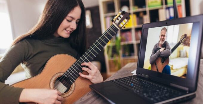 How to Become a Popular Musician Online