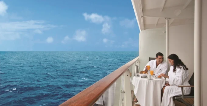 Planning an Anniversary? Surprise Your Significant Other With a Cruise on a Private Yacht