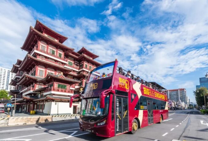 Visit Chinatown in Singapore