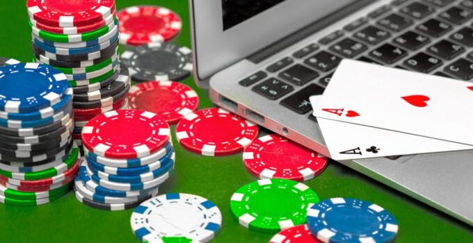 Online Casino Reviews: Should You Trust Them?