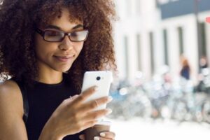 Group Chat Sanity: 5 Ways a Burner Phone Rescues You From Digital Overload