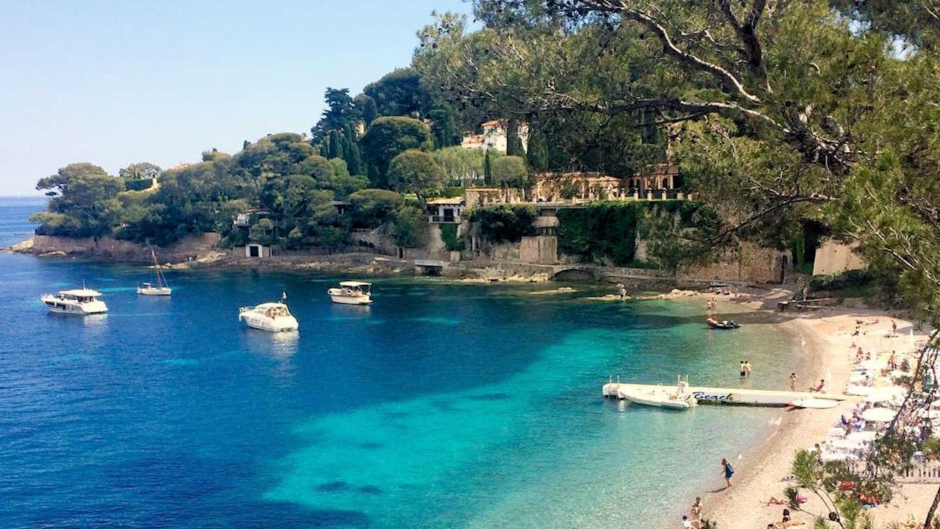 Wildfires Force Evacuation of Nearly 3,000 Tourists in Southern France
