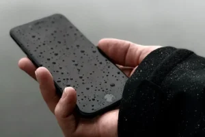 Water Damage On A Phone – What To Do First, What To Avoid, And When Repair Helps
